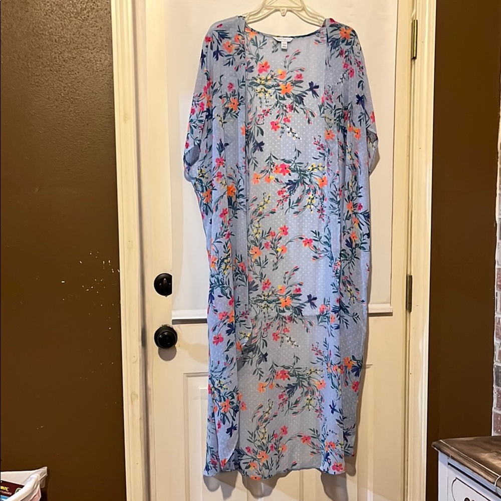 Boutique Light Blue With Floral Design Cover-UP